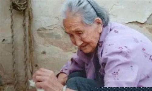 梦到妈妈去世(梦到妈妈死去又复活了)-易学网